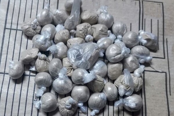 MUP: U stanu u Vrbasu policija otkrila 43 paketića heroina