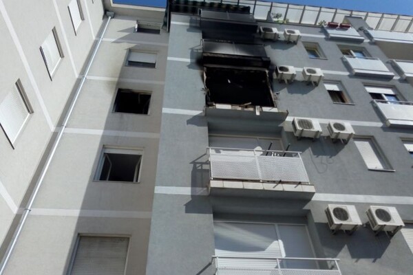 FOTO: Izgoreo stan u ulici Petra Drapšina, četvoro povređeno