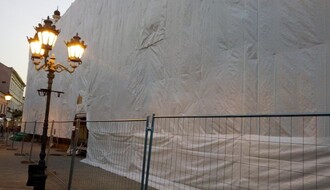 FOTO: Počela rekonstrukcija fasade Vladičanskog dvora