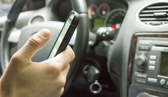 ISTRAŽIVANJE: Vojvođani najčešće koriste mobilni telefon u toku vožnje