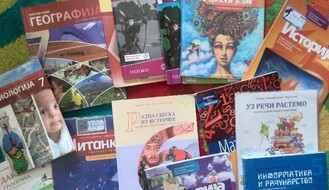 Veliko interesovanje za polovnim udžbenicima i ove godine u Novom Sadu