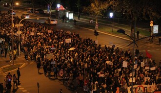 FOTO: U Novom Sadu održan peti, najmasovniji Protest protiv diktature