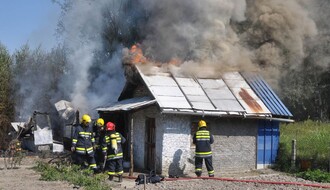 Požar kod Novog Naselja (FOTO)