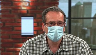 Dr Janković: Za sada neće biti vakcinacije dece