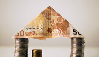 Od početka godine javni dug Srbije veći za dve milijarde evra