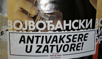 FOTO: Organizacija "Mlada Vojvodina" poziva na hapšenje antivaksera