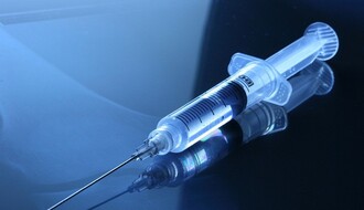 Prijavljivanje za vakcinu i SMS porukom