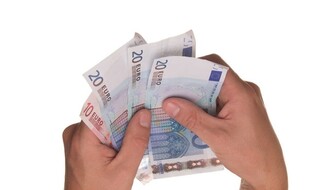 Prijava za 60 evra državne pomoći počinje u sredu