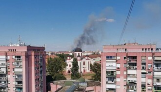 FOTO i VIDEO: Požar u industrijskoj zoni, dim se nadvio nad gradom