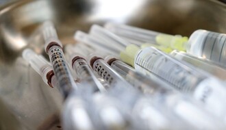 U Srbiju stiglo 344.000 doza vakcine protiv gripa