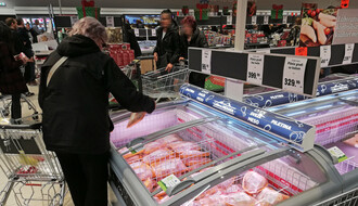 Vlada Srbije zamrzla cene osnovnih životnih namirnica