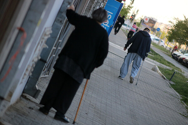 KON: Zabrinutost velika, treba obuzdati anksioznost kod starijih građana