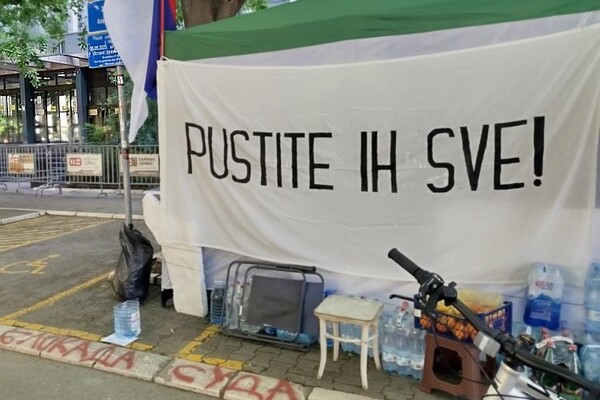 Student Stefan ide u kućni pritvor, Novica Antić započeo štrajk glađu (VIDEO)