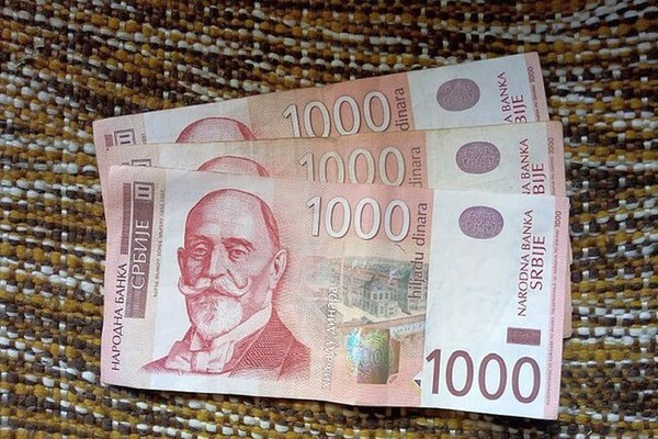 Ako pogrešite broj na uplatnici plaćate kaznu od 1.000 dinara u pojedinim bankama