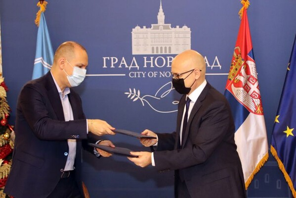 Vučević i Lončar potpisali Ugovor o dodeli 25 miliona dinara za lečenje bolesne dece u inostranstvu (FOTO)