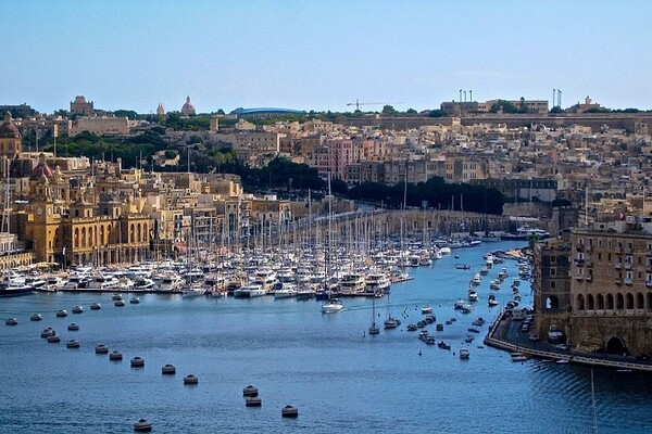 Kako žive Novosađani na Malti